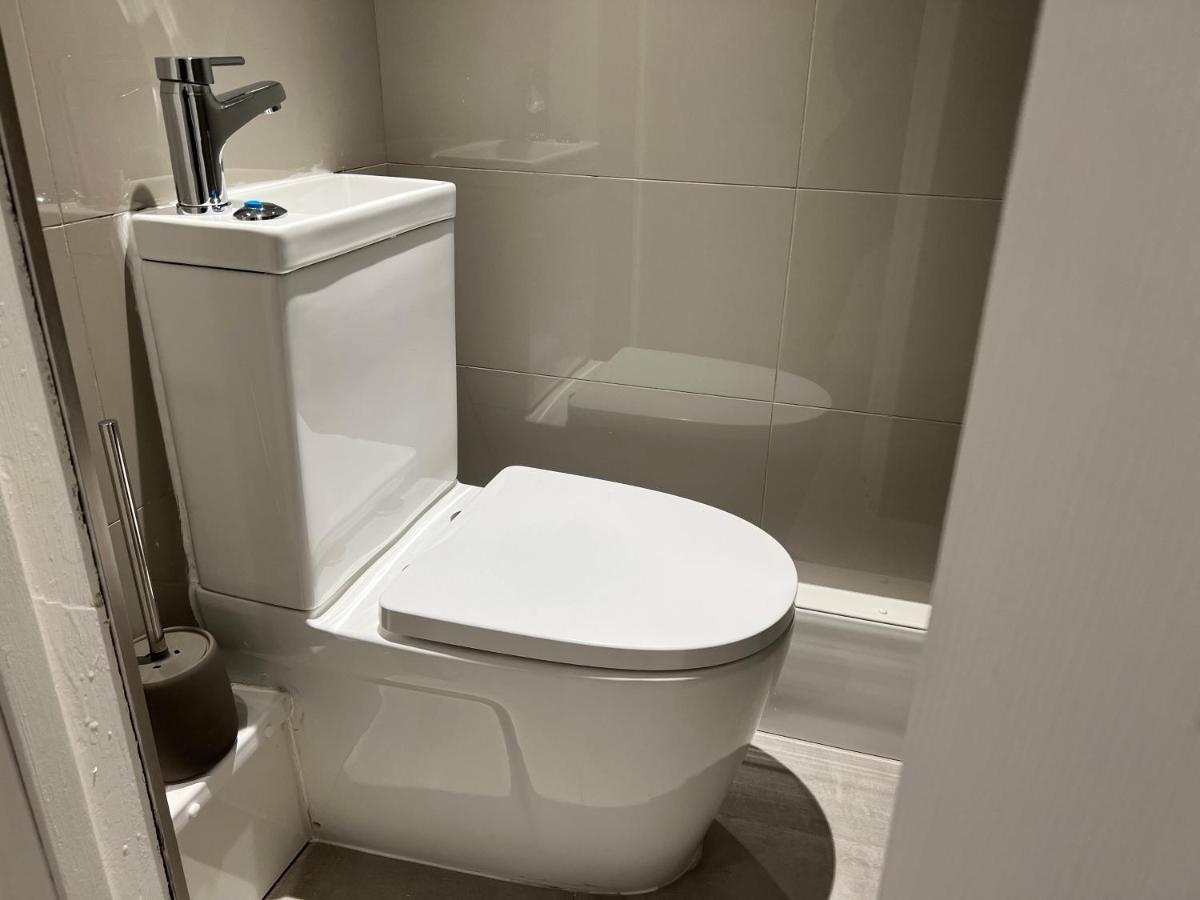 Sakura,Sleeps 8 Netflix Villa Oxford Eksteriør billede