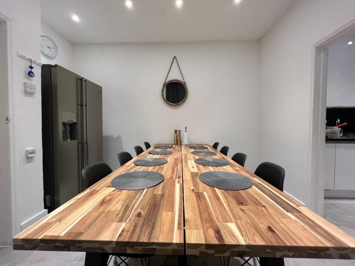 Sakura,Sleeps 8 Netflix Villa Oxford Eksteriør billede